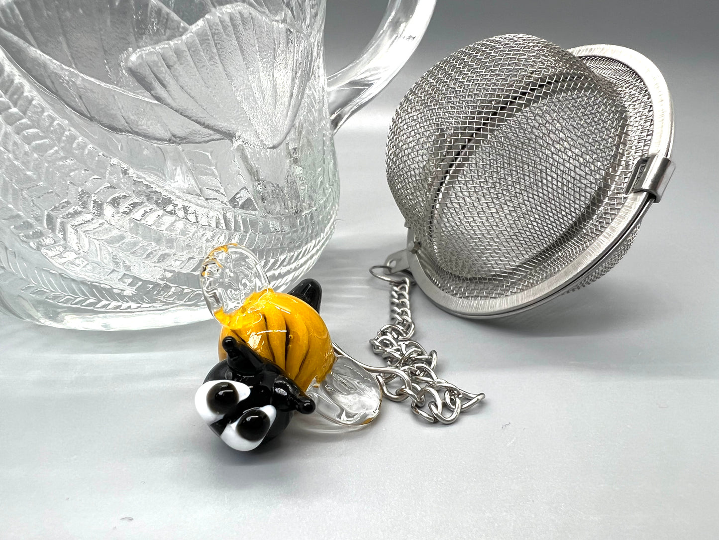 Bee Tea Steeper - Basket Strainer