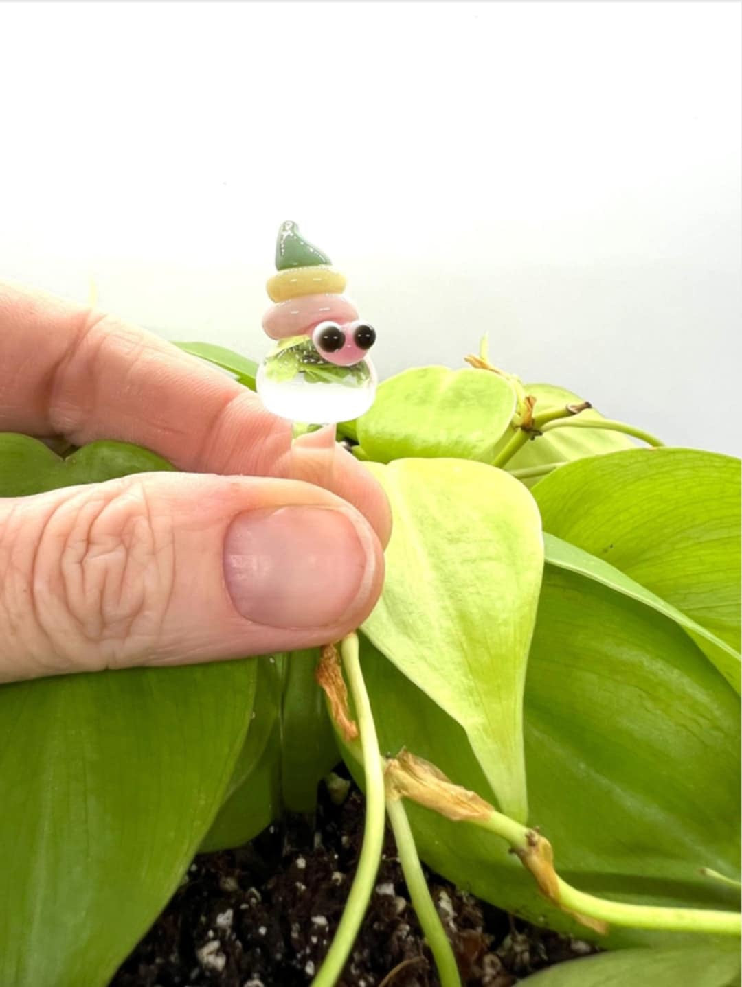 Pastel Snail Plant Stake