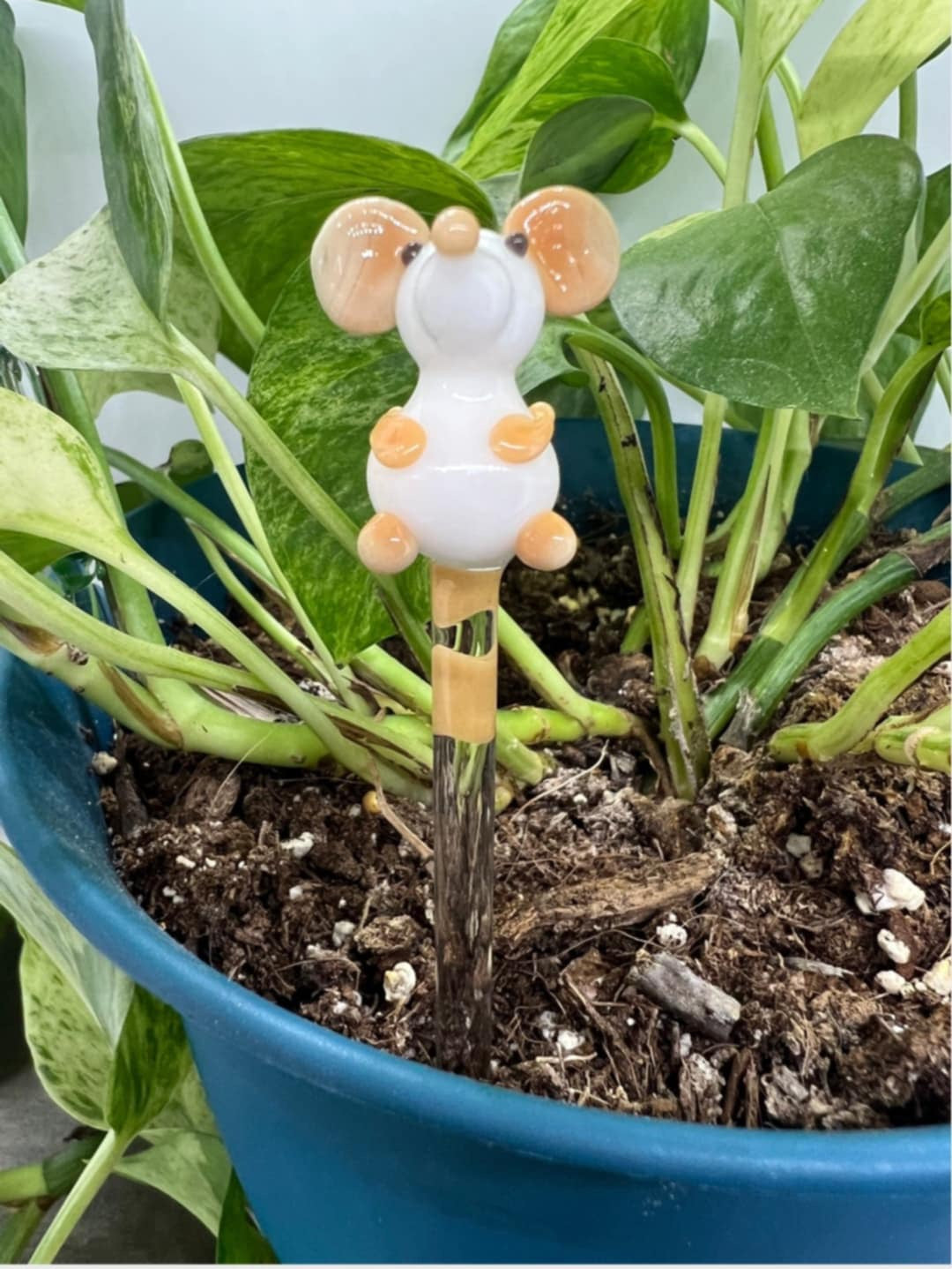 White and Peach Mouse Glass Plant Stake