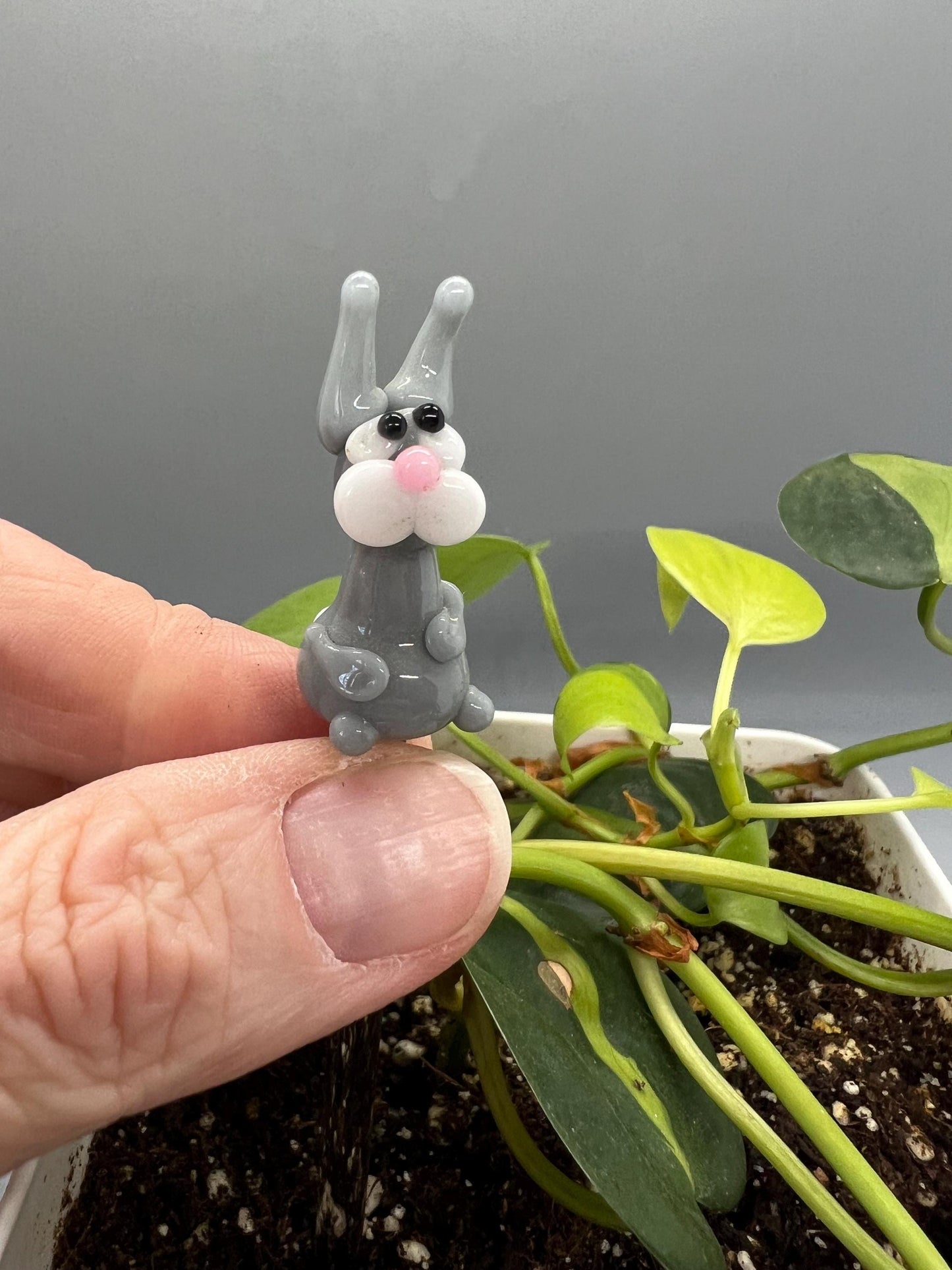 Gray Rabbit Glass Plant Stake