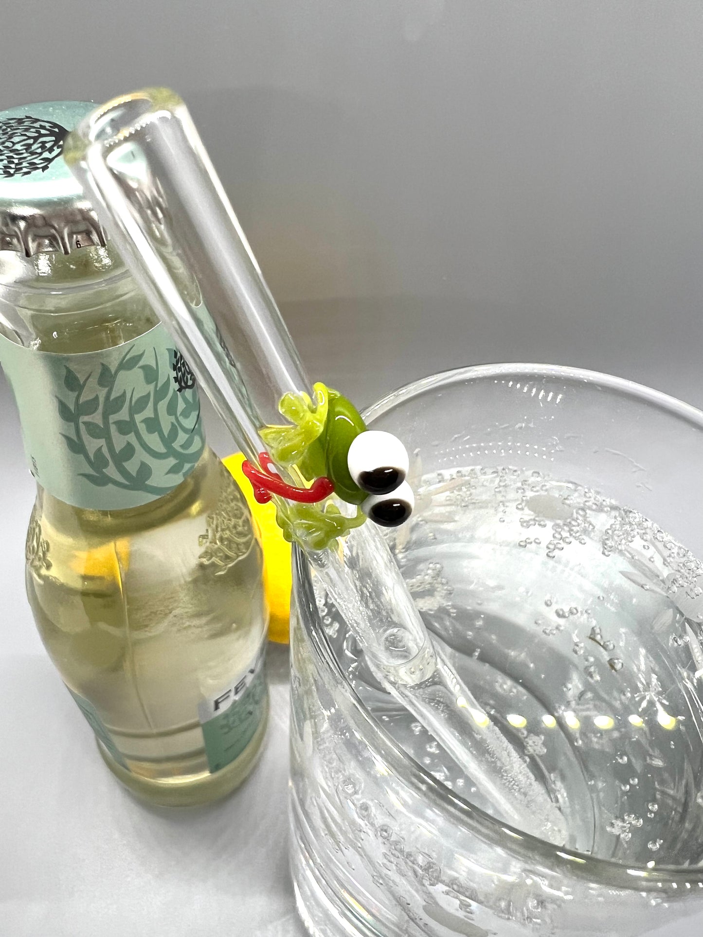 Green Frog with Tongue Out Straw