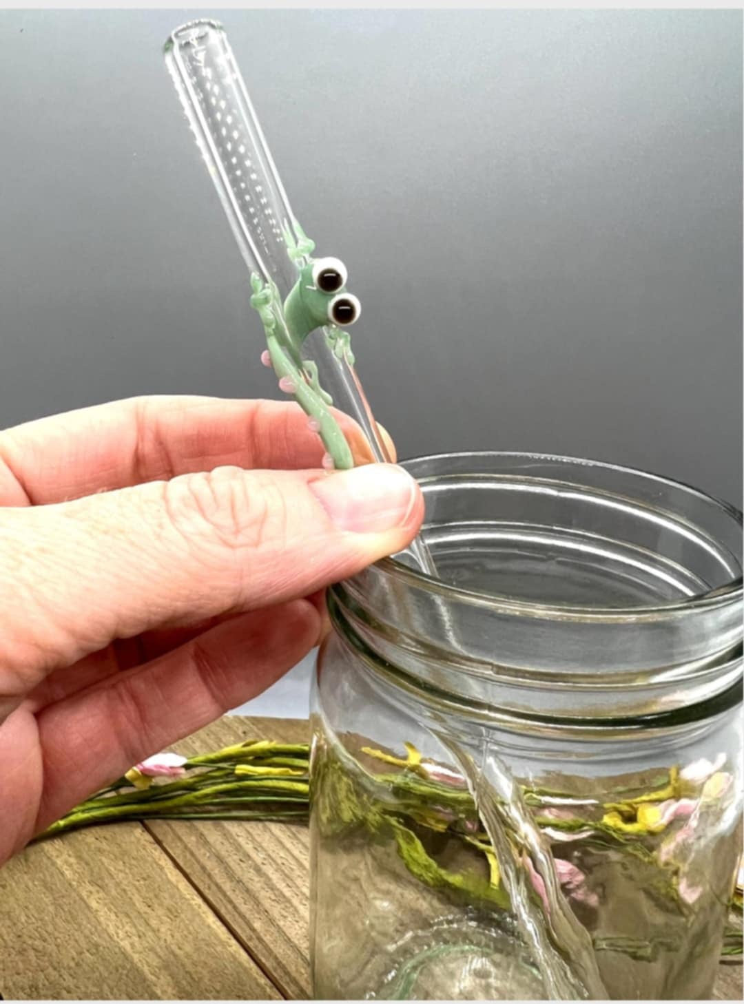 Sage Gecko on a Clear Straight Straw