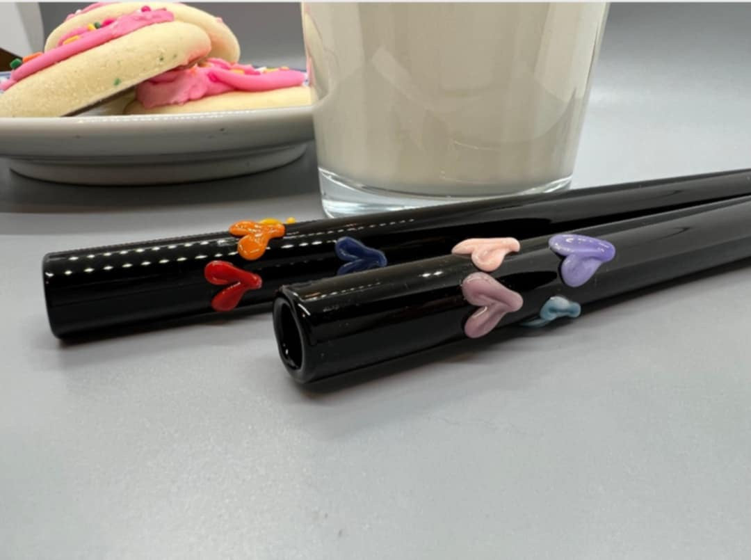 Rainbow Hearts on Black Smoothie Glass Straw