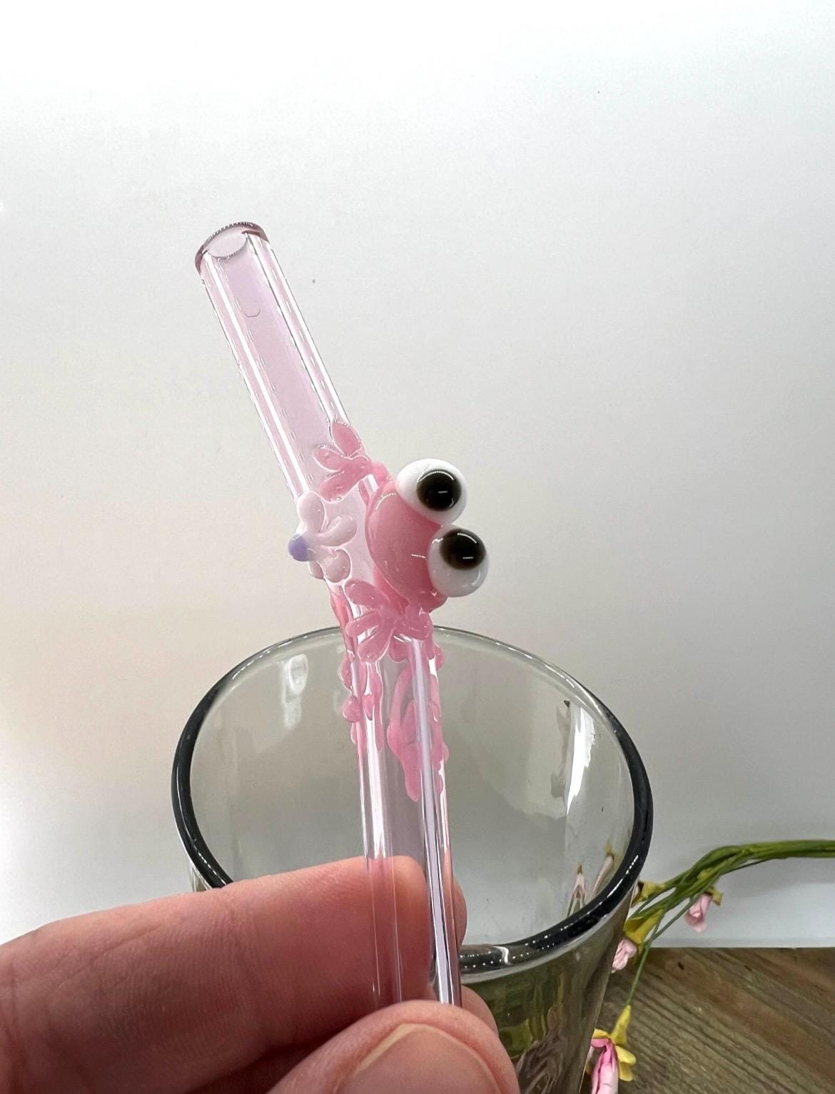 Pink Frog with Daisy Glass Straw